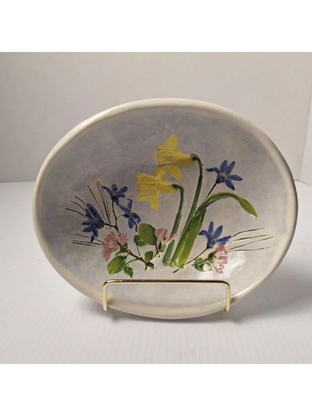 VINTAGE 1999 SALT MARSH POTTERY LTD BOWL/WALL HANGING APRIL GARDEN OVAL USA